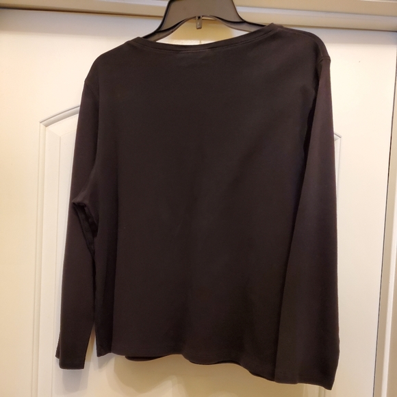 Top - Picture 2 of 2